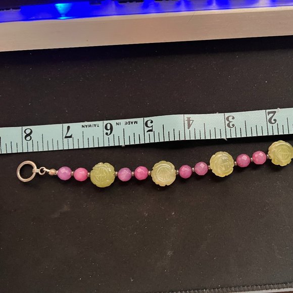 Etched Jadeite Faceted Amethyst Beaded Bracelet & Earrings. - Picture 4 of 5